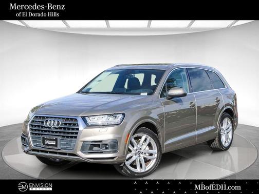 Carat Beige Metallic 2017 Audi Q7 3.0T Prestige