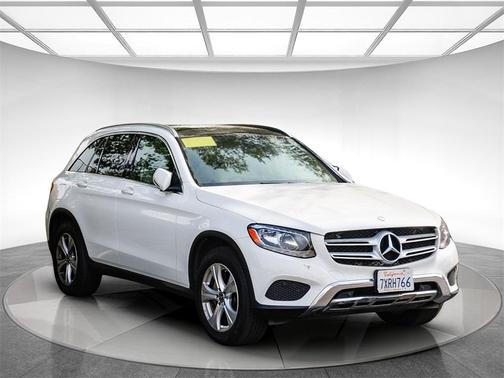 2017 Mercedes-Benz GLC 300 Base