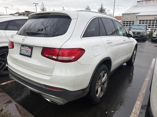 2017 Mercedes-Benz GLC 300 Base