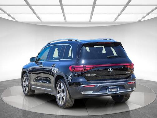Black 2024 Mercedes-Benz EQB 300 Base 4MATIC