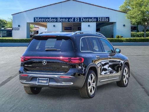 2024 Mercedes-Benz EQB 300 Base 4MATIC