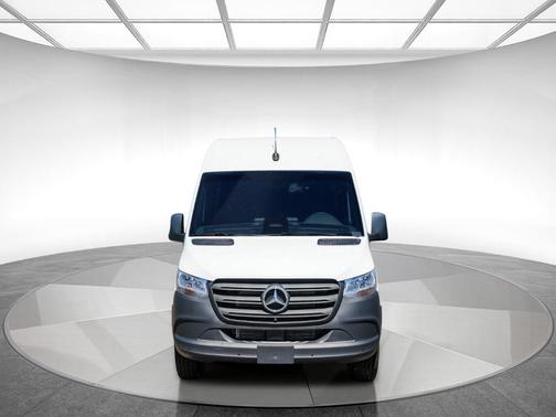 2026 Mercedes-Benz Sprinter 2500 Standard Roof