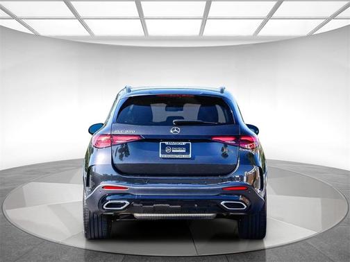 2025 Mercedes-Benz GLC 300 Base