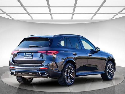 2025 Mercedes-Benz GLC 300 Base
