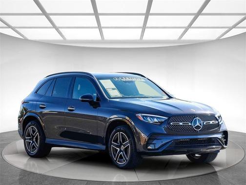 2025 Mercedes-Benz GLC 300 Base