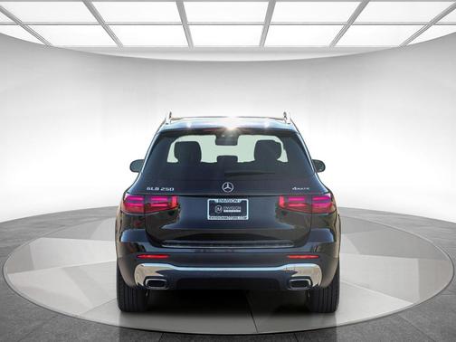 2026 Mercedes-Benz GLB 250 Base 4MATIC