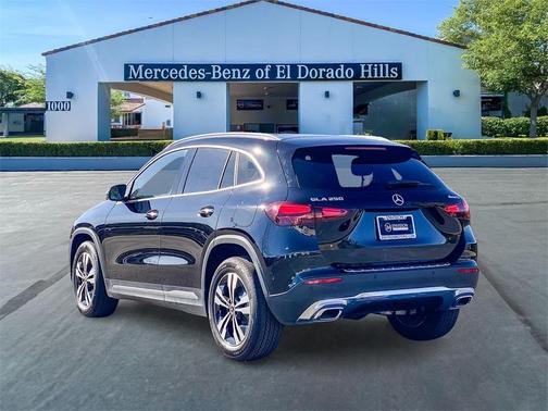 2024 Mercedes-Benz GLA 250 Base 4MATIC