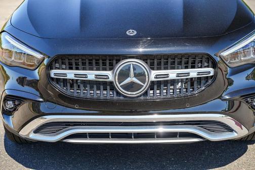 2025 Mercedes-Benz GLA 250 Base 4MATIC