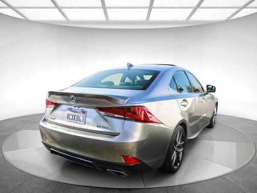 2018 Lexus IS 300 Base