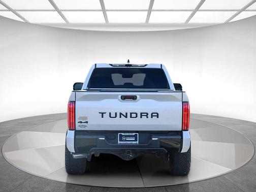 2024 Toyota Tundra Hybrid Capstone