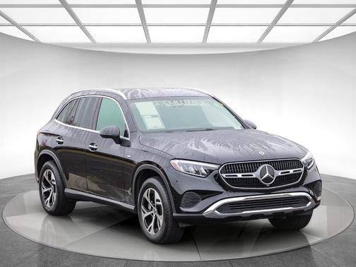 2025 Mercedes-Benz GLC 350e Base 4MATIC