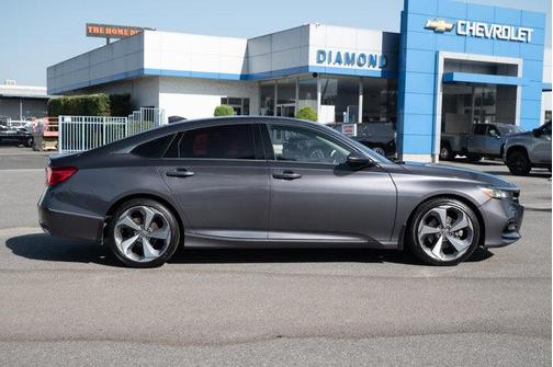 2019 Honda Accord Touring 2.0T