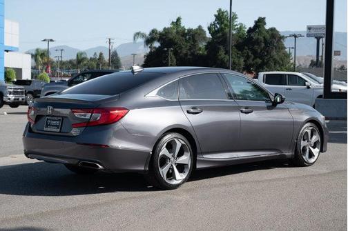 2019 Honda Accord Touring 2.0T