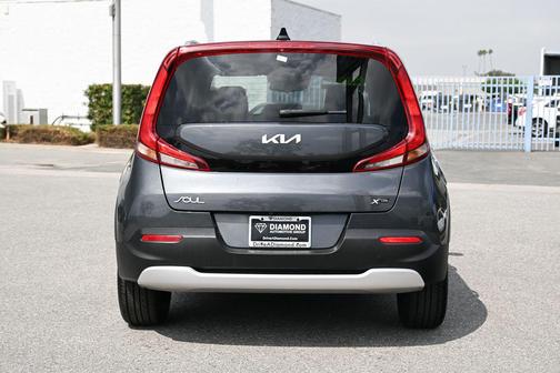 Gravity Gray 2022 Kia Soul X-Line