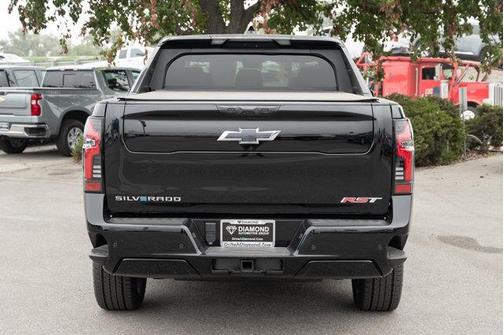 2024 Chevrolet Silverado EV RST