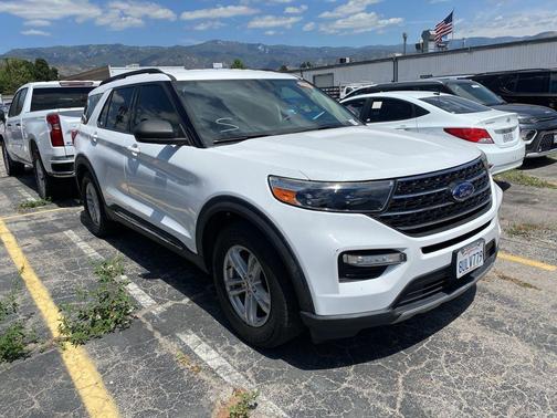 OXFORD WHITE 2020 Ford Explorer XLT