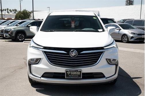 2023 Buick Enclave Essence AWD