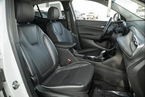 2025 Buick Encore GX Avenir