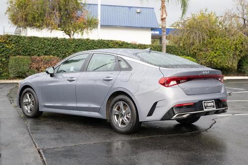 2022 Kia K5 LXS