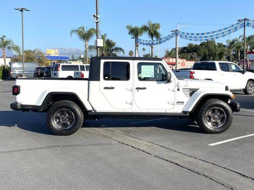 2022 Jeep Gladiator Sport S