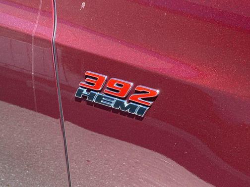 2023 Chrysler 300 C