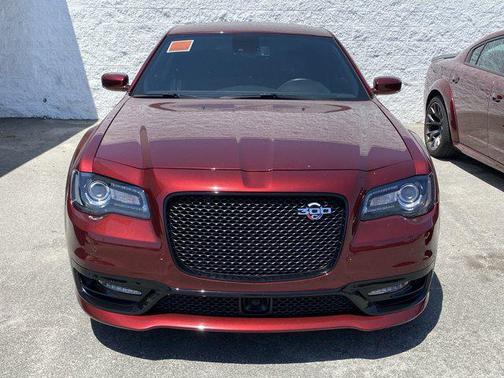2023 Chrysler 300 C