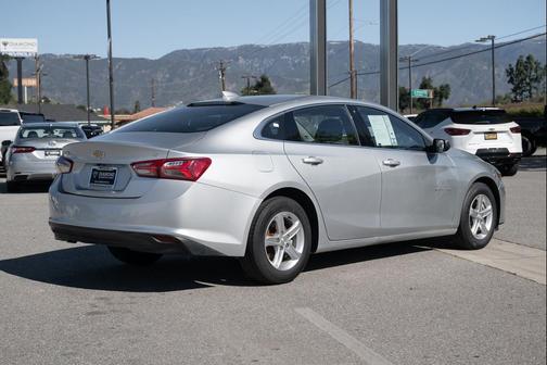 2022 Chevrolet Malibu FWD LT