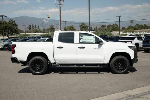 2025 Chevrolet Colorado WT
