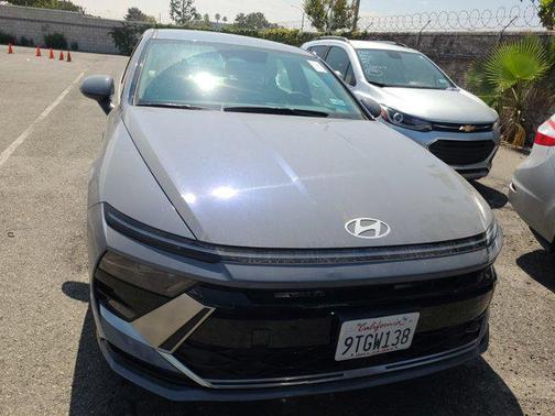 2025 Hyundai SONATA SEL