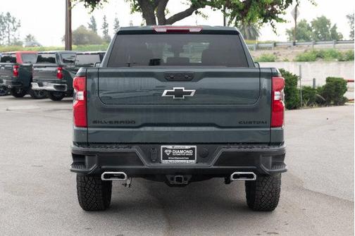 2025 Chevrolet Silverado 1500 Custom Trail Boss