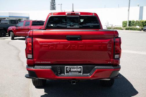 2024 Chevrolet Colorado LT