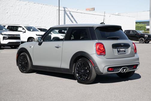 Moonwalk Grey Metallic 2020 MINI Hardtop Cooper S