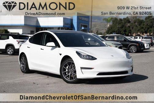 2022 Tesla Model 3 Standard Range