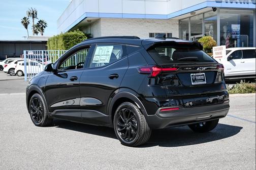 Mosaic Black Metallic 2027 Chevrolet Bolt RS