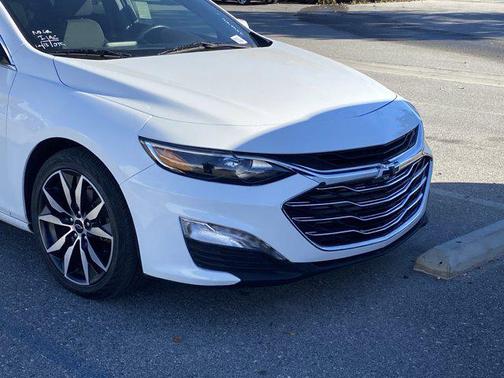 2021 Chevrolet Malibu FWD RS