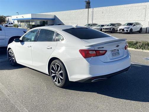 2021 Chevrolet Malibu FWD RS
