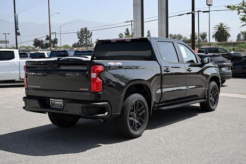 Black 2022 Chevrolet Silverado 1500 RST
