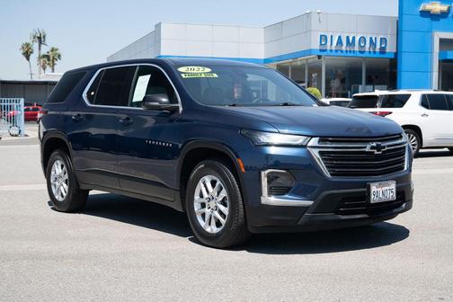 Northsky Blue Metallic 2022 Chevrolet Traverse LS