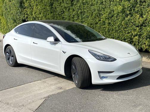 2020 Tesla Model 3 Long Range