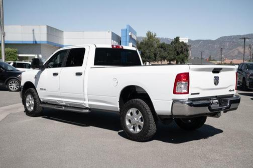 2023 RAM 2500 Big Horn Crew Cab 4x4 8' Box