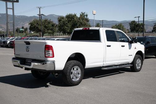 2023 RAM 2500 Big Horn Crew Cab 4x4 8' Box