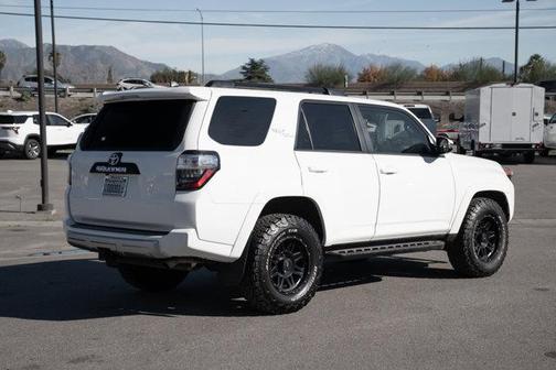 2022 Toyota 4Runner TRD Off Road Premium