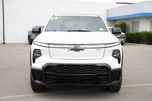 2024 Chevrolet Silverado EV RST