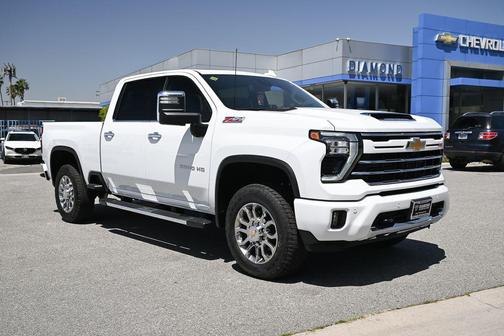 Summit White 2026 Chevrolet Silverado 2500 LTZ
