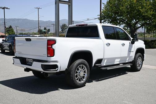 Summit White 2026 Chevrolet Silverado 2500 LTZ