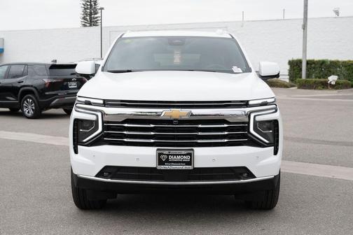 Summit White 2026 Chevrolet Suburban LT