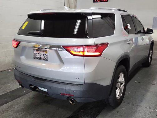 2018 Chevrolet Traverse LT Cloth