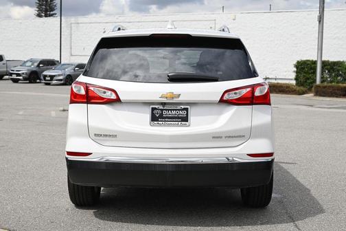 Iridescent Pearl Tricoat 2021 Chevrolet Equinox Premier w/1LZ
