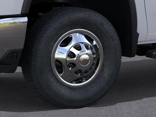Summit White 2026 Chevrolet Silverado 3500 LTZ