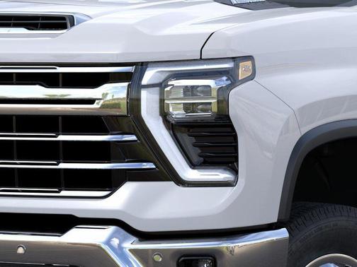 Summit White 2026 Chevrolet Silverado 3500 LTZ